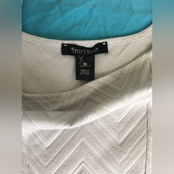 WHBM EUC light grey textured tank top. - Picture 2 of 4